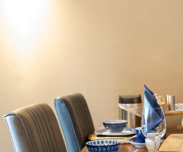 Bed & Breakfast De Heughte 4*