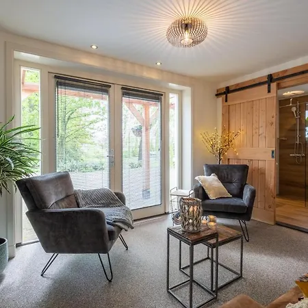 فندق مبيت وإفطار De Heughte 4*