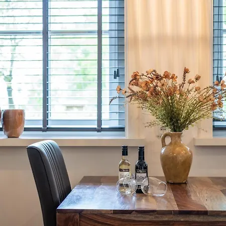 فندق مبيت وإفطار De Heughte Oosterwolde (Gelderland)